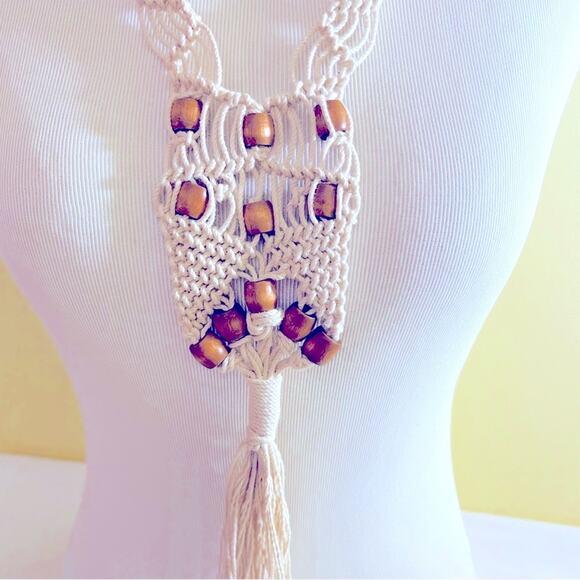 Vintage 70s Macrame Woven Wood Bead Necklace Boho Hippie Bohemian - Picture 3 of 9